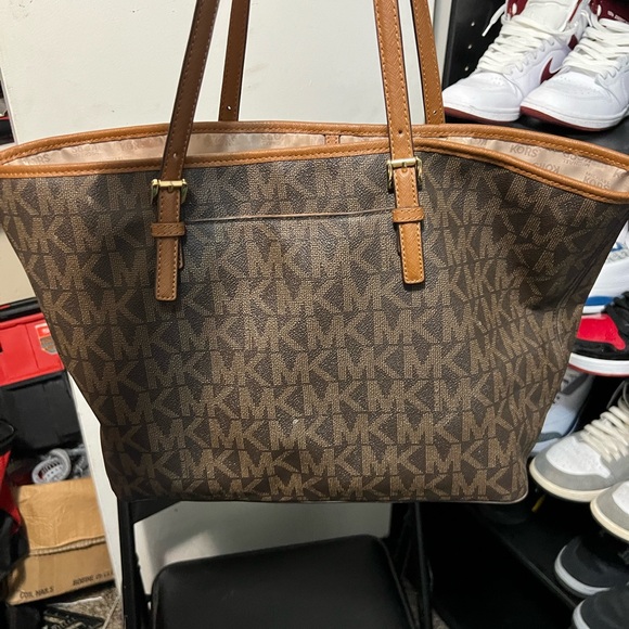 Michael Kors handbag - Picture 2 of 3